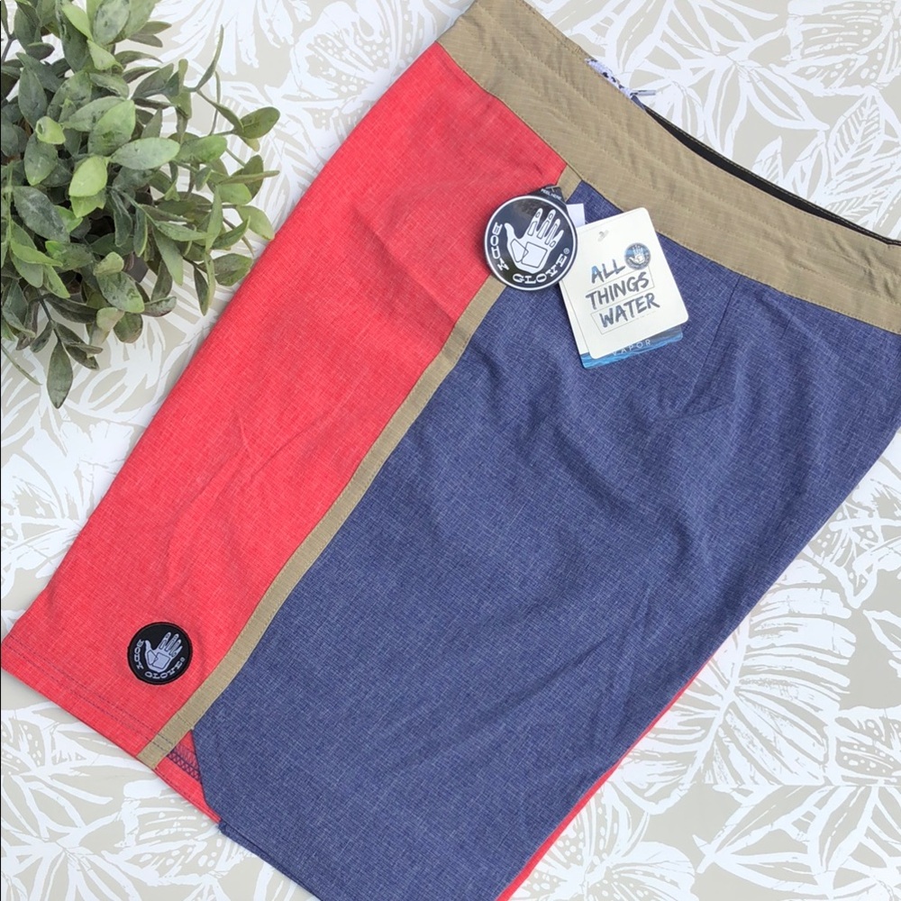 Body Glove | Vapor Board Shorts in Color-block